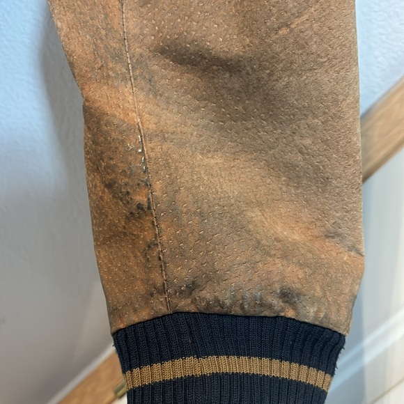 VTG Innovations by Izzy leather bomber jacket size small - Picture 7 of 9